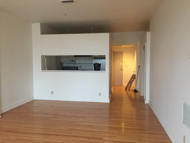 1 br/1ba apartment in downtown syracuse close to landmark theater | 1 bhk  apartments and flats in syracuse, ny | 1075960 - sulekha rentals